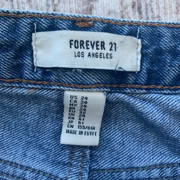 Distressed jeans from Forever 21 - Picture 3 of 3